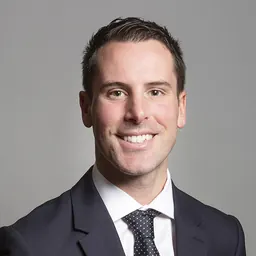 Portrait of Scott Benton