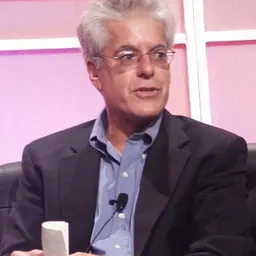 Portrait of Martin Nisenholtz