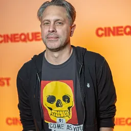 Portrait of Thomas Sadoski