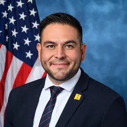 Portrait of Gabe Vasquez