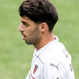 Portrait of Jonathan Aspropotamitis