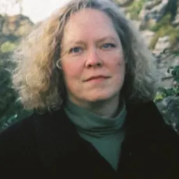 Portrait of Erin Hart