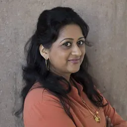 Portrait of Nalini Venkatasubramanian