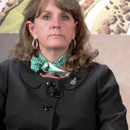 Portrait of Lori Healey