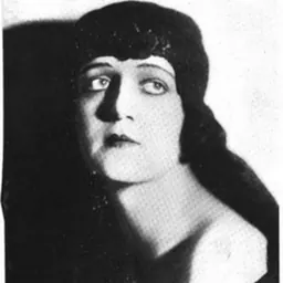 Portrait of Peggy Shanor