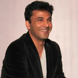 Portrait of Vikas Khanna