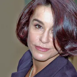 Portrait of Lucélia Santos