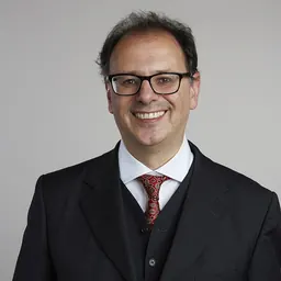 Portrait of Ali Alavi
