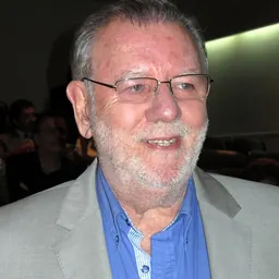 Portrait of Óscar Hahn