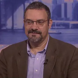 Portrait of Héctor Figueroa