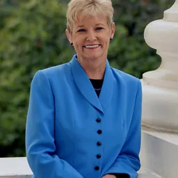 Portrait of Sharon Runner