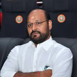 Portrait of Kasi Viswanathan