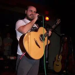 Portrait of Andy McKee