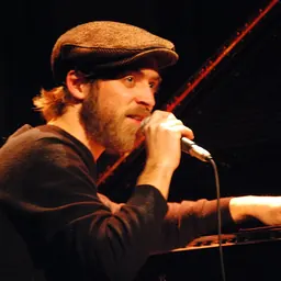 Portrait of Aaron Parks
