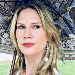 Portrait of Stephanie March