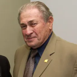 Portrait of Mike Feldman