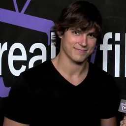 Portrait of Sean Faris
