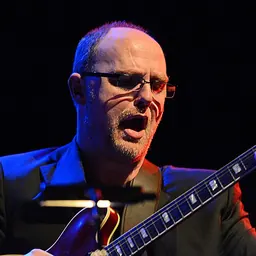 Portrait of Mike Walker