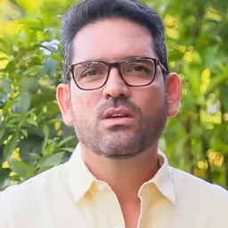 Portrait of Juan Guillermo Zuluaga