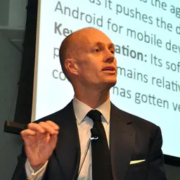 Portrait of Jason Pontin