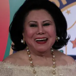 Portrait of Loi Estrada