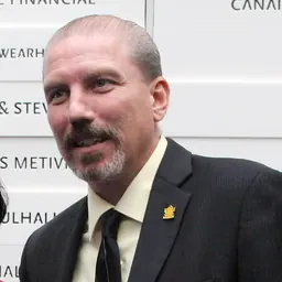 Portrait of Bob Kinnear