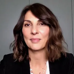 Portrait of Gina Bellman