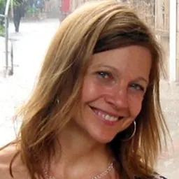 Portrait of Carrie Newcomer