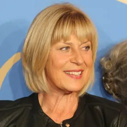 Portrait of Mona Seefried