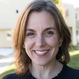 Portrait of Jennifer Reich