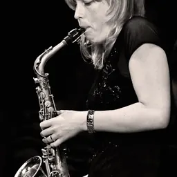 Portrait of Tineke Postma