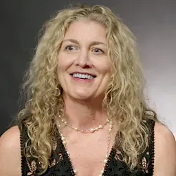 Portrait of Tracy Weber