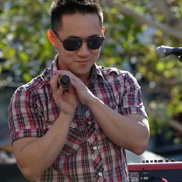 Portrait of Jason Chen