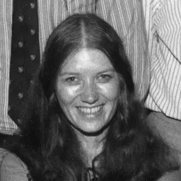 Portrait of Liz Andrew