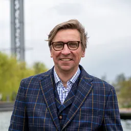 Portrait of Michael Sacher