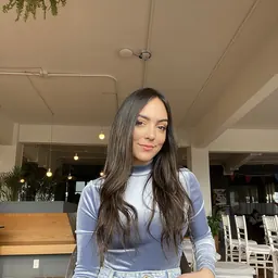 Portrait of Vanessa Suárez