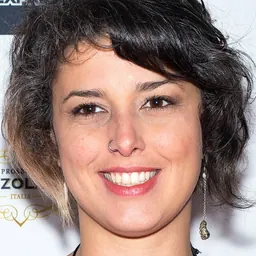 Portrait of Beatriz Seigner