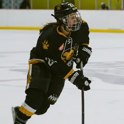 Portrait of Haley Skarupa