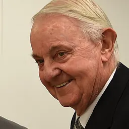 Portrait of Bob Elliott