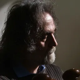 Portrait of Majid Derakhshani