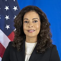 Portrait of Candace Bond