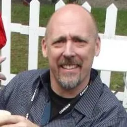 Portrait of Chris Renaud