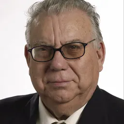 Portrait of Enrique Monsonís