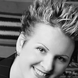 Portrait of Jennifer Eaton Gökmen