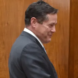 Portrait of Jes Staley