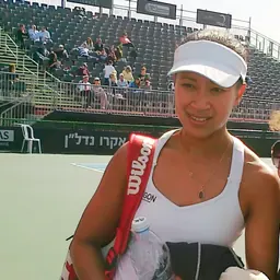 Portrait of Anne Keothavong