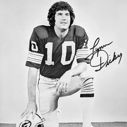 Portrait of Lynn Dickey