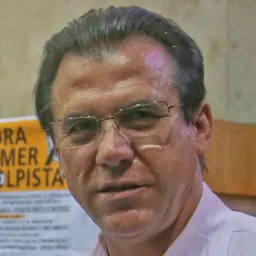 Portrait of Luiz Marinho