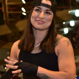 Portrait of Raquel Pennington