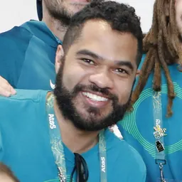 Portrait of César Almeida